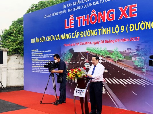 &amp;ocirc;ng L&amp;ecirc; Ngọc H&amp;ugrave;ng, Ph&amp;oacute; gi&amp;aacute;m đốc Ban Quản l&amp;yacute; dự &amp;aacute;n đầu tư