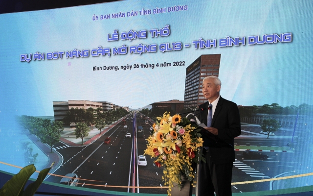 &amp;Ocirc;ng Phạm Ngọc Thuận - TGĐ Tổng C&amp;ocirc;ng ty Becamex ph&amp;aacute;t biểu tại buổi lễ