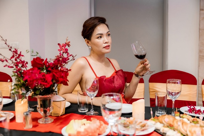 Hoa hậu th&amp;acirc;n thiện Trần Lệ Thủy - Gi&amp;aacute;m đốc truyền th&amp;ocirc;ng T.A.F Media