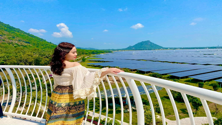 Mềm mại những tầng pin xanh đầy uy lực