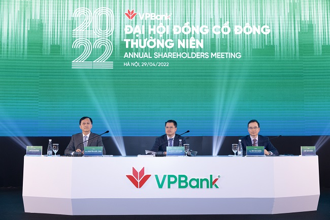 Đo&amp;agrave;n Chủ tịch Đại hội cổ đ&amp;ocirc;ng VPBank