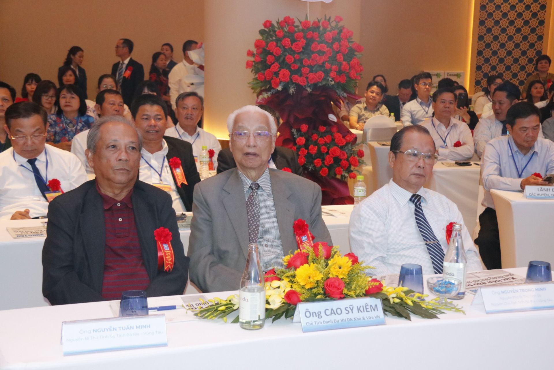 TS.Cao Sỹ Ki&amp;ecirc;m - nguy&amp;ecirc;n Ủy Vi&amp;ecirc;n BCHTW Đảng, nguy&amp;ecirc;n thống đốc Ng&amp;acirc;n hầng nh&amp;agrave; nước Việt Nam,, nguy&amp;ecirc;n Chủ tịch - Chủ tịch Danh dự Hiệp hội DNNVN Việt Nam