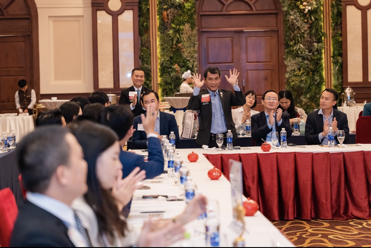 &amp;Ocirc;ng Phan Xu&amp;acirc;n Minh - Th&amp;agrave;nh vi&amp;ecirc;n đầu ti&amp;ecirc;n của BNI Việt Nam