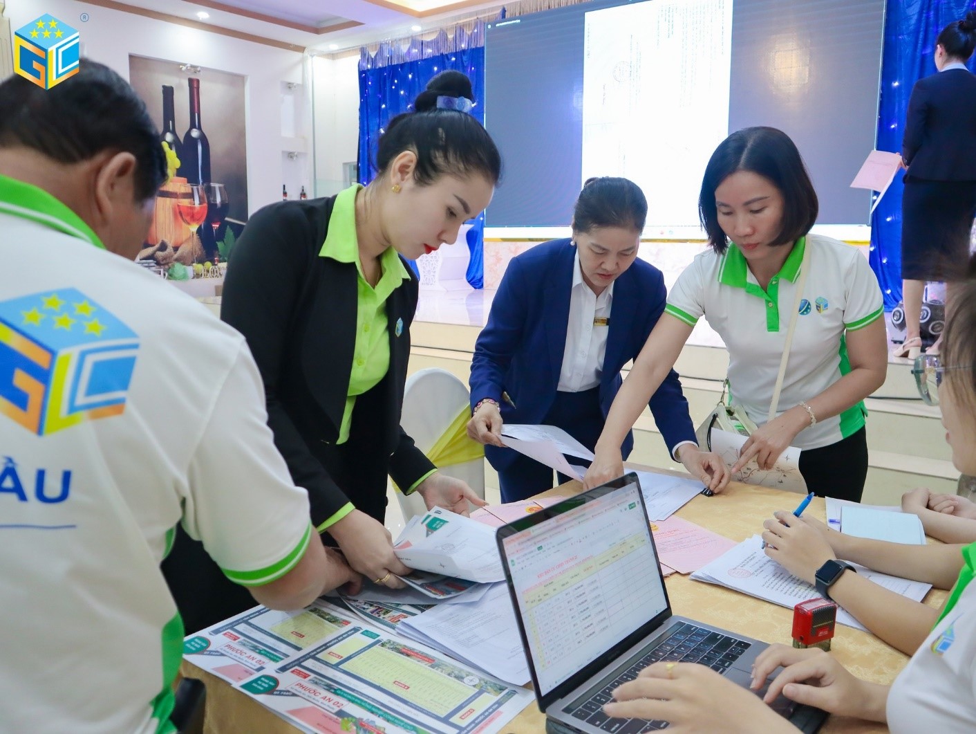 Hoạt động giao dịch tại B&amp;igrave;nh Phước của c&amp;ocirc;ng ty Địa Ốc Xanh To&amp;agrave;n Cầu