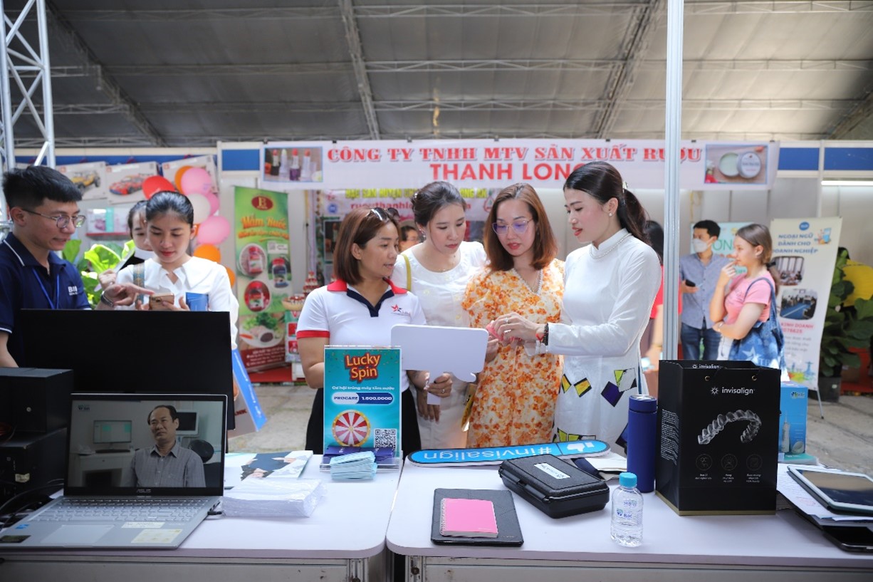 Đ&amp;acirc;y cũng l&amp;agrave; cơ hội để doanh nghiệp tiếp cận, tư vấn c&amp;aacute;c kh&amp;aacute;ch h&amp;agrave;ng tiềm năng của m&amp;igrave;nh