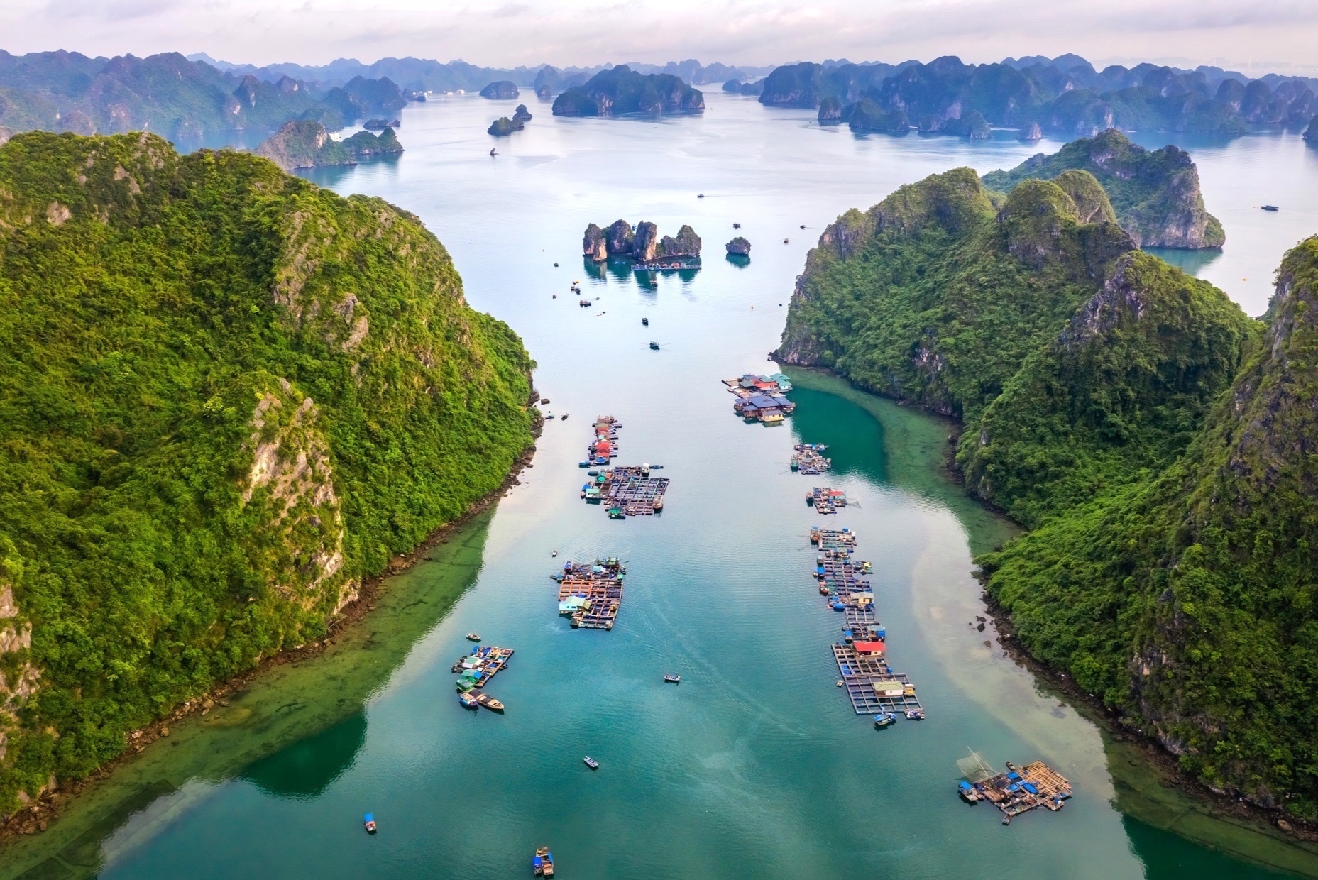 L&amp;agrave;ng ch&amp;agrave;i Cửa Vạn (Quảng Ninh). Nguồn: Internet