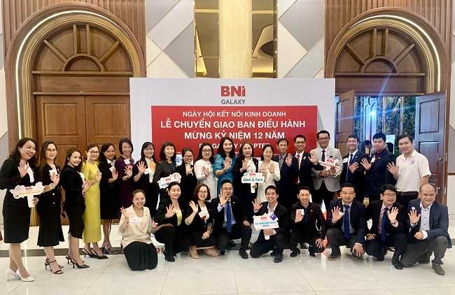 Trước buổi lễ chuyển giao ban điều h&amp;agrave;nh nhiệm kỳ 25