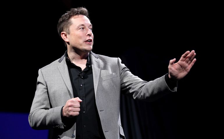 Tỷ ph&amp;uacute; Elon Musk