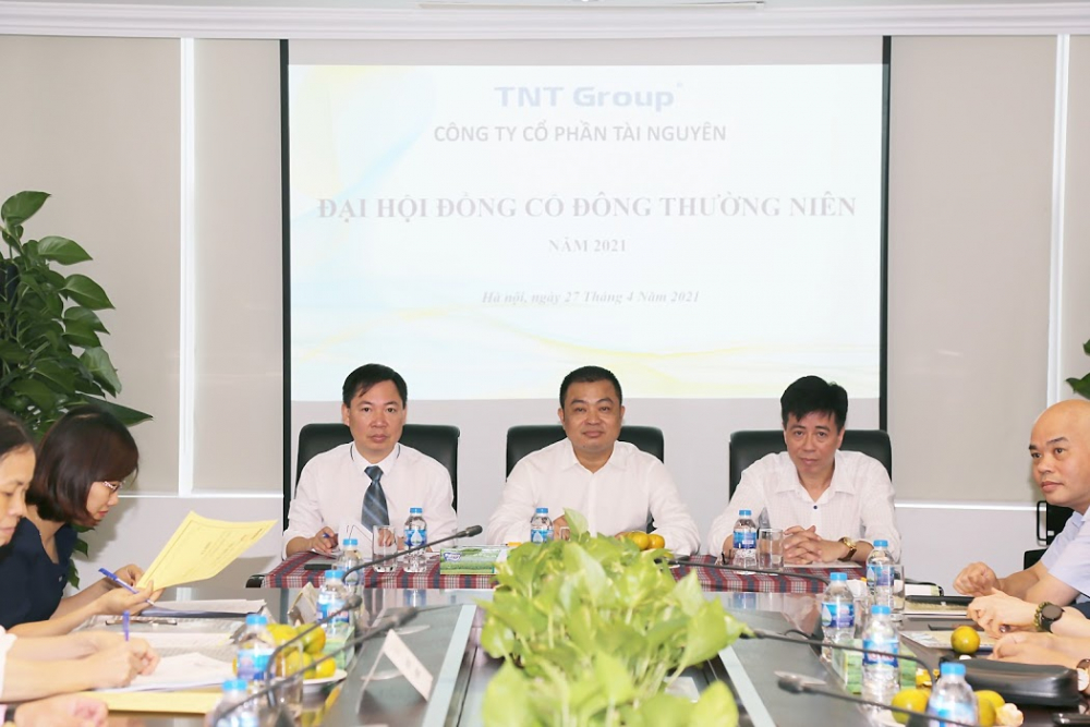 Tập đo&amp;agrave;n TNT th&amp;ocirc;ng qua kế hoạch r&amp;oacute;t 160 tỷ đồng v&amp;agrave;o 2 c&amp;ocirc;ng ty con