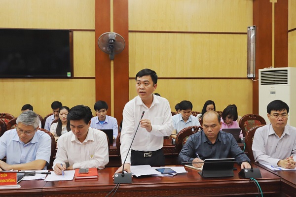 C&amp;aacute;c đai biểu Sở, ng&amp;agrave;nh ph&amp;aacute;t biểu tại buổi họp b&amp;aacute;o