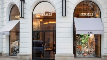 Hàng hiệu LVMH và Hermes tăng trưởng mạnh nhờ thị trường Trung Quốc