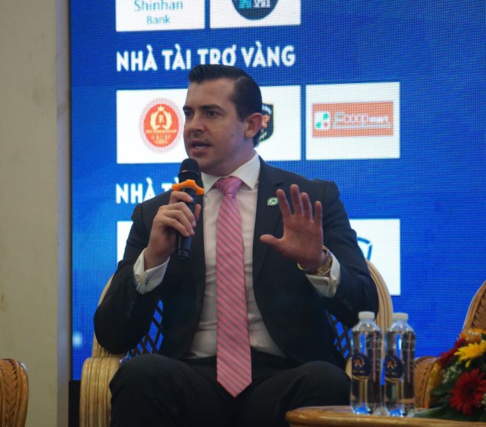 &amp;Ocirc;ng Michael Beda &amp;ndash; Gi&amp;aacute;m đốc điều h&amp;agrave;nh Quỹ đầu tư Eden Global Capital (EGC) đ&amp;atilde; nhiệt t&amp;igrave;nh chia sẻ với c&amp;aacute;c doanh nghiệp về c&amp;aacute;c hoạt động của Quỹ đầu tư