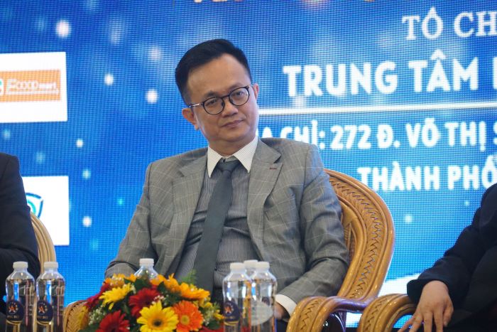 &amp;Ocirc;ng Đinh Vĩnh Cường - Chủ tịch CLB VIENC chia sẻ với c&amp;aacute;c doanh nghiệp tại buổi tọa đ&amp;agrave;m