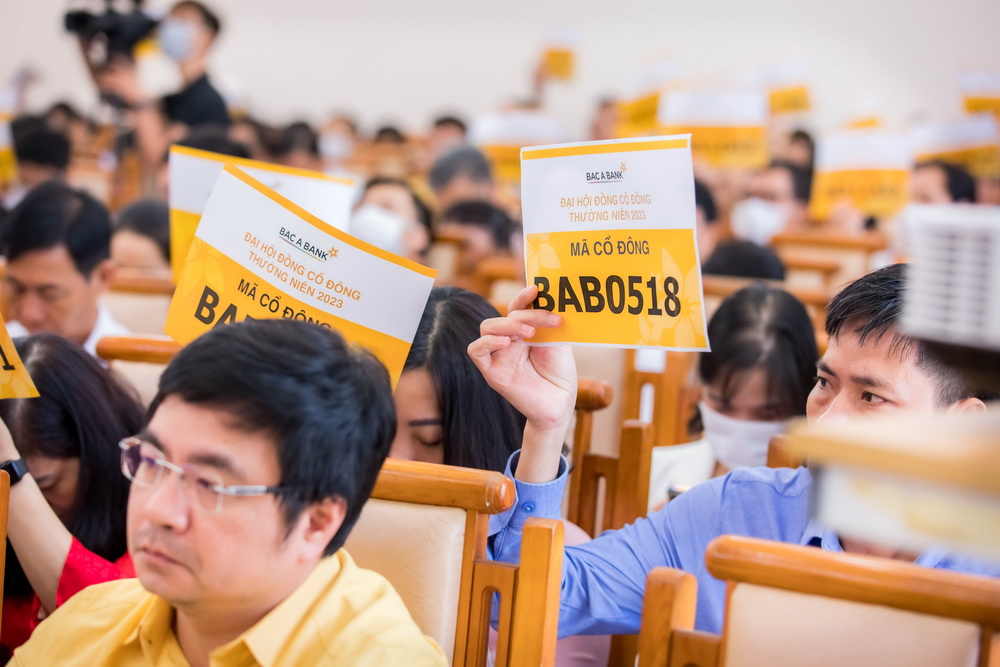 C&amp;aacute;c cổ đ&amp;ocirc;ng biểu quyết tại Đại hội đồng cổ đ&amp;ocirc;ng thường ni&amp;ecirc;n 2023