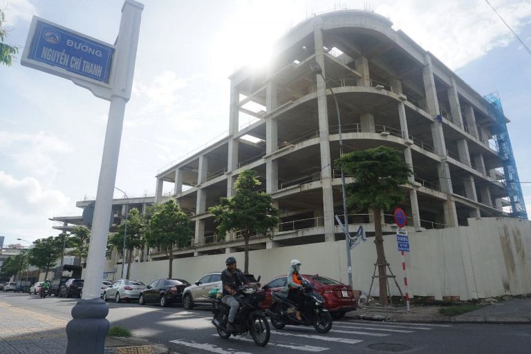 Dự &amp;aacute;n Khu phức hợp cao cấp thương mại, văn ph&amp;ograve;ng, kh&amp;aacute;ch sạn v&amp;agrave; chung cư cao cấp Golden Square đang thi c&amp;ocirc;ng dang dở