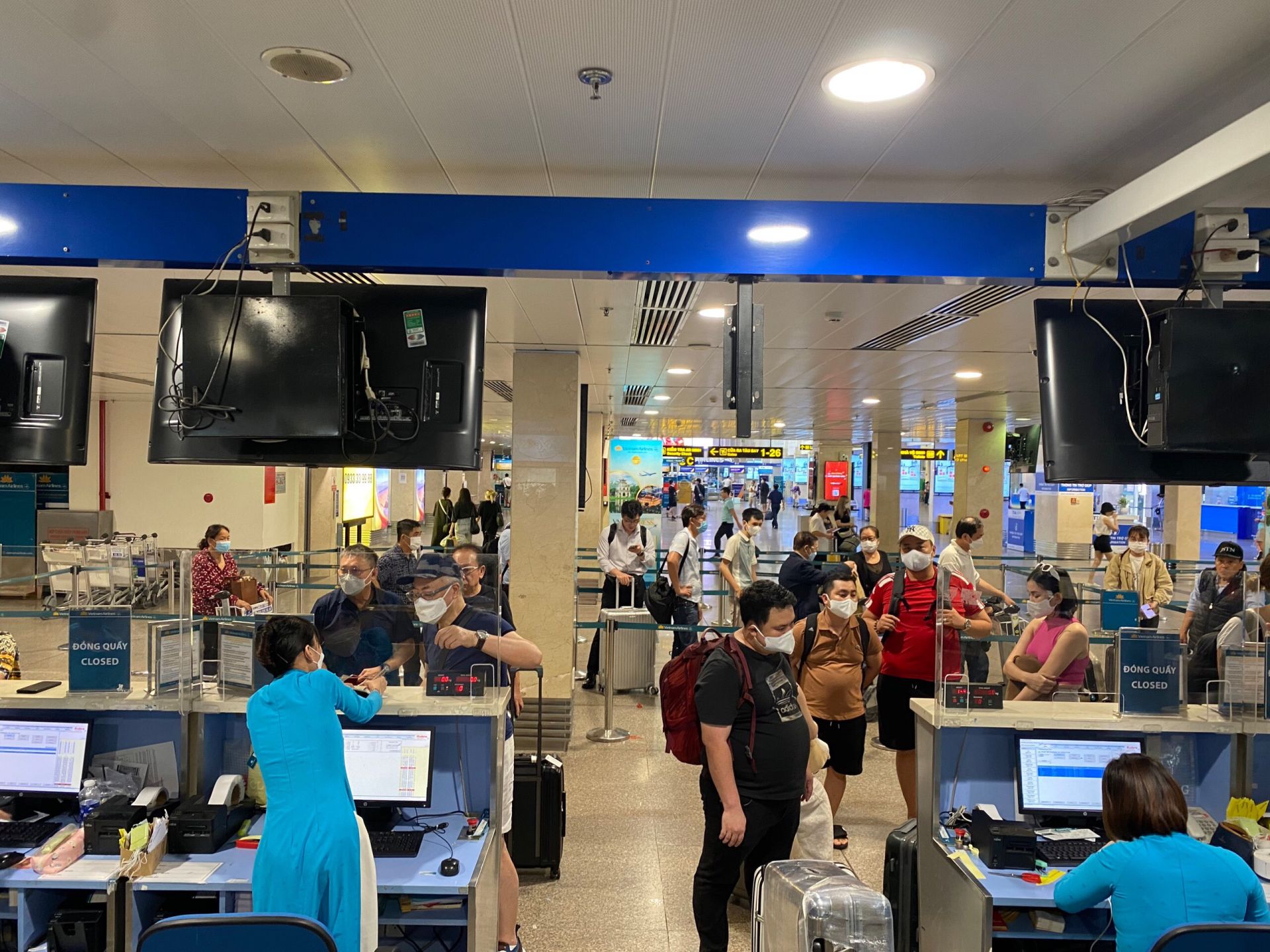 Khu vực check in tại Cảng HKQT T&amp;acirc;n Sơn Nhất
