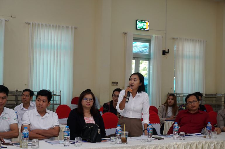 Tại hội thảo c&amp;aacute;c doanh nghiệp đ&amp;atilde; c&amp;oacute; cơ hội được t&amp;igrave;m hiểu v&amp;agrave; tư vấn giải đ&amp;aacute;p những thắc mắc về TMĐT v&amp;agrave; Alibaba.com