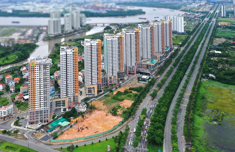 Bất động sản TP Hồ Ch&amp;iacute; Minh lội ngược d&amp;ograve;ng sau 4 qu&amp;yacute; tăng trưởng &amp;acirc;m li&amp;ecirc;n tiếp