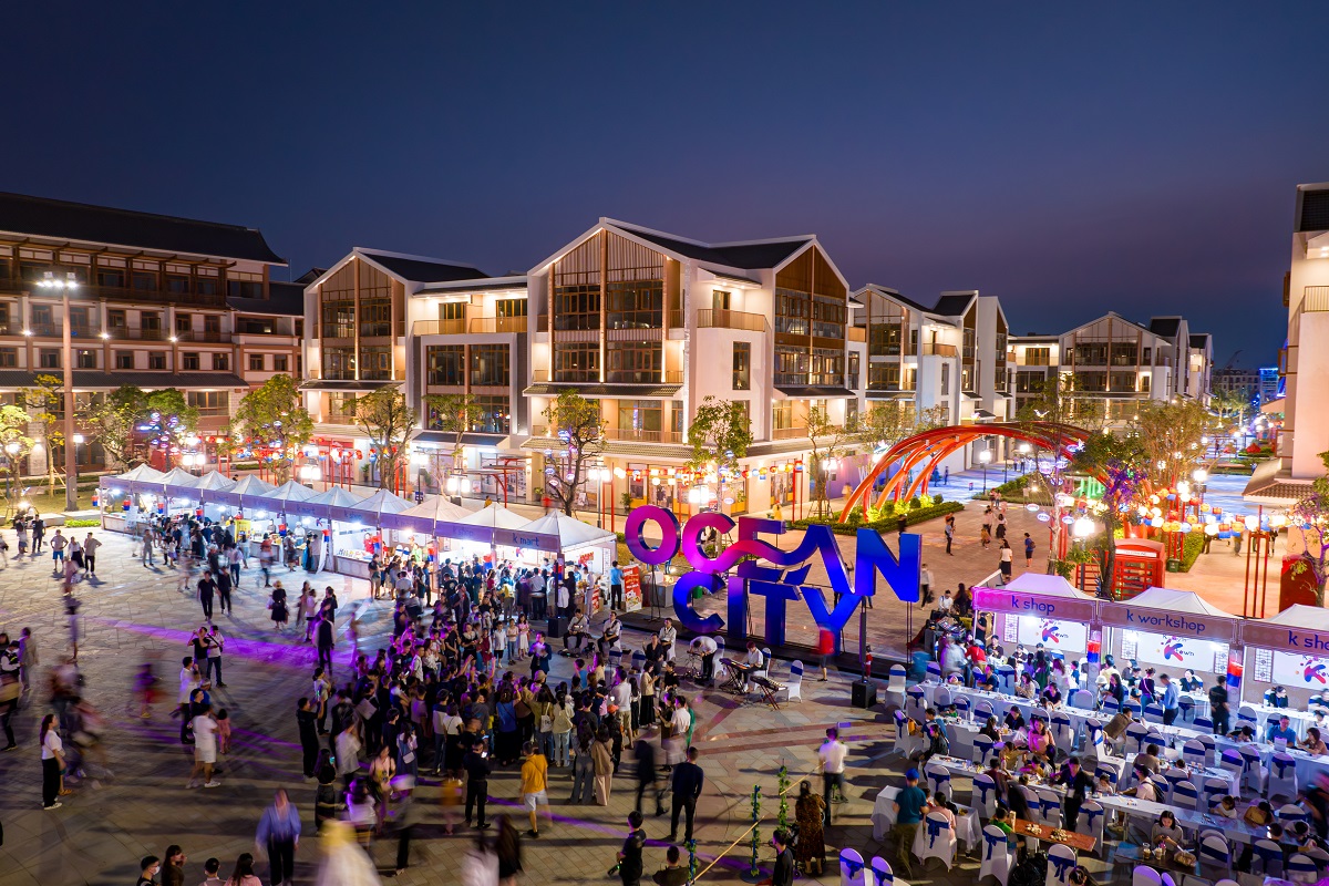 K-Town l&amp;agrave; mảnh gh&amp;eacute;p mang đậm phong c&amp;aacute;ch &amp;Aacute; Đ&amp;ocirc;ng truyền thống trong l&amp;ograve;ng Grand World