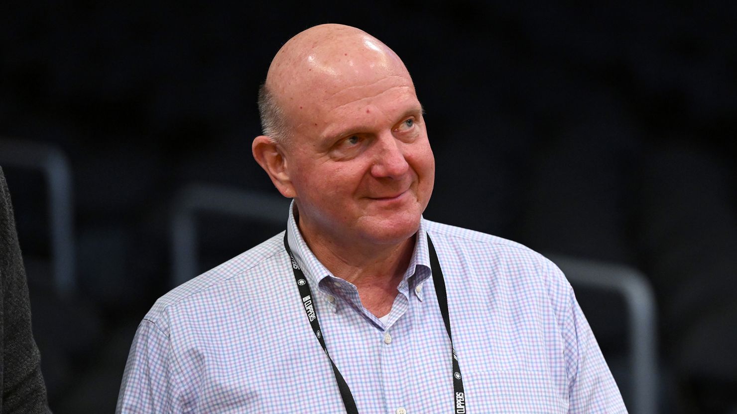 Steve Ballmer - Cựu CEO của Microsoft, chủ sở hữu đội b&amp;oacute;ng Los Angeles Clippers