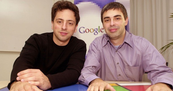 Đ&amp;ocirc;i bạn th&amp;acirc;n đ&amp;atilde; tạo n&amp;ecirc;n huyền thoại Google Sergey Brin (tr&amp;aacute;i) v&amp;agrave; Larry Page - Ảnh: CNBC