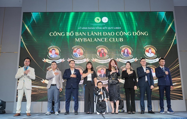 Ban l&amp;atilde;nh đạo cộng đồng
