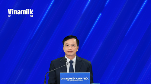 &amp;Ocirc;ng Nguyễn Hạnh Ph&amp;uacute;c, Chủ Tịch Hội đồng Quản trị Vinamilk