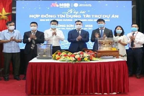 Lễ K&amp;yacute; kết hợp t&amp;aacute;c hỗ trợ t&amp;agrave;i ch&amp;iacute;nh của Ng&amp;acirc;n h&amp;agrave;ng TMCP H&amp;agrave;ng Hải v&amp;agrave; c&amp;ocirc;ng ty CP Đ&amp;ocirc;ng Sơn