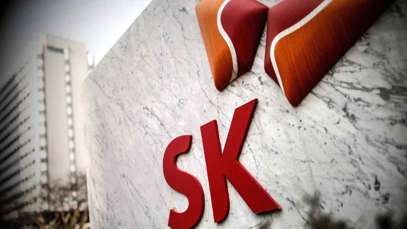 Cổ phiếu của SK IE Technology, chi nh&amp;aacute;nh vật liệu pin của SK Innovation, đ&amp;atilde; bắt đầu giao dịch tr&amp;ecirc;n thị trường chứng kho&amp;aacute;n Seoul v&amp;agrave;o thứ Ba. &amp;copy; Reuters