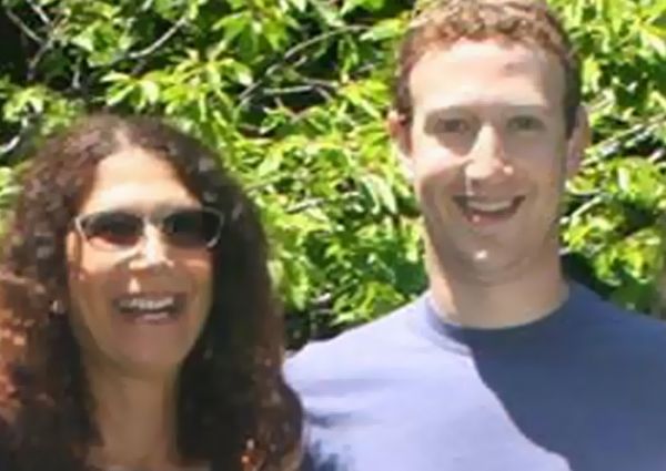 Karen Kempner v&amp;agrave; Mark Zuckerberg