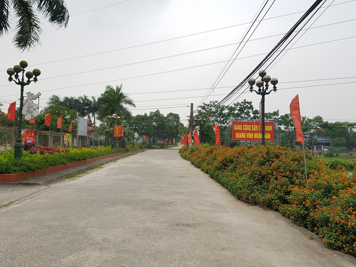 Đường l&amp;agrave;ng cũng rực rỡ hơn trong nhưng ngay chuẩn bị bầu cử.
