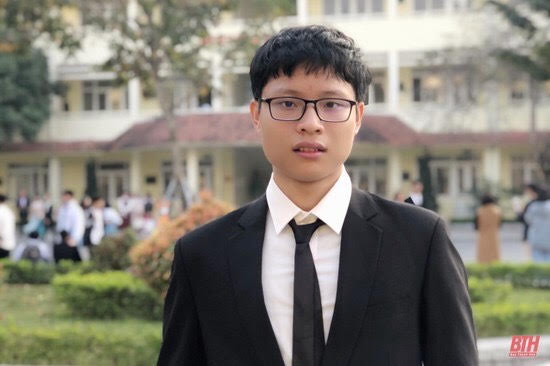 Em Nguyễn Trọng Thuận, l&amp;agrave; 1 trong 8 học sinh Đội tuyển quốc gia VN tham dự  Olympic Vật l&amp;yacute; Chấu &amp;Aacute;- Th&amp;aacute;i B&amp;igrave;nh Dương 2021