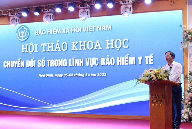 Ph&amp;oacute; Chủ tịch TT UBND tỉnh H&amp;ograve;a B&amp;igrave;nh Nguyễn Văn To&amp;agrave;n ph&amp;aacute;t biểu tại hội nghị.