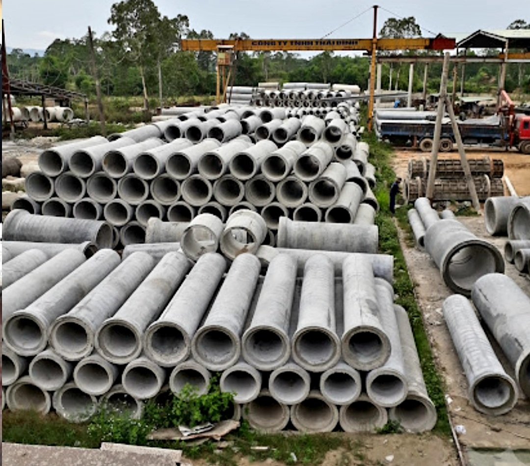 với h&amp;agrave;nh vi ngang nhi&amp;ecirc;n lấn chiếm lấn chiếm hơn 8.300m2 đất phi n&amp;ocirc;ng nghiệp như tr&amp;ecirc;n, khung xử phạt đ&amp;atilde; vượt thẩm quyền của huyện n&amp;ecirc;n UBND huyện vừa c&amp;oacute; tờ tr&amp;igrave;nh gửi UBND tỉnh, Sở TN&amp;amp;MT đ&amp;atilde; c&amp;oacute; tờ tr&amp;igrave;nh v&amp;agrave; chuyển vụ việc đến UBND tỉnh, Sở TN&amp;amp;MT xem x&amp;eacute;t xử l&amp;yacute; theo thẩm quyền.