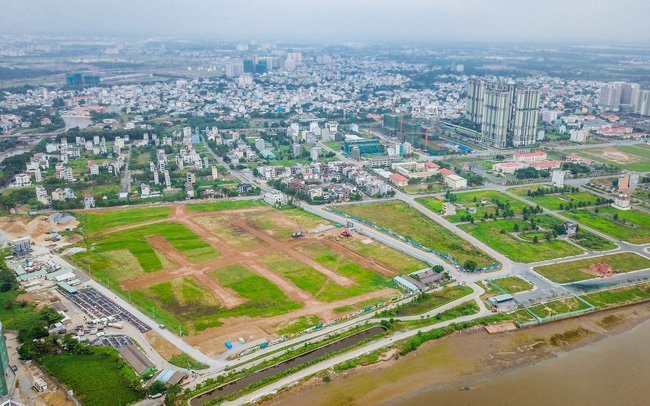 Uỷ ban Thường vụ Quốc hội nhận thấy, y&amp;ecirc;u cầu sửa đổi Luật Đất đai l&amp;agrave; rất cấp thiết để th&amp;aacute;o gỡ kh&amp;oacute; khăn, vướng mắc trong qu&amp;aacute; tr&amp;igrave;nh thi h&amp;agrave;nh Luật; đ&amp;aacute;p ứng y&amp;ecirc;u cầu huy động v&amp;agrave; sử dụng hiệu quả nguồn lực đất đai để th&amp;uacute;c đẩy sản xuất kinh doanh, ph&amp;aacute;t triển kinh tế - x&amp;atilde; hội...
