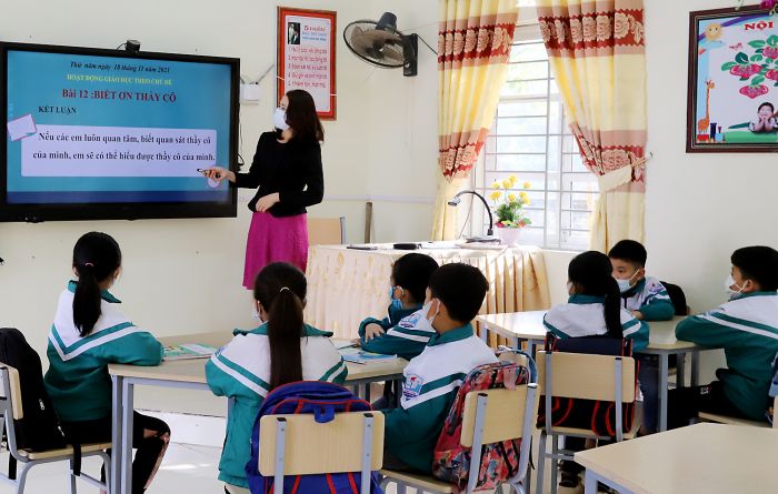 Hệ thống ph&amp;ograve;ng học th&amp;ocirc;ng minh của Trường Tiểu học Thắng Sơn, huyện Thanh Sơn (Ph&amp;uacute; Thọ) hỗ trợ đắc lực cho c&amp;ocirc;ng t&amp;aacute;c dạy v&amp;agrave; học
