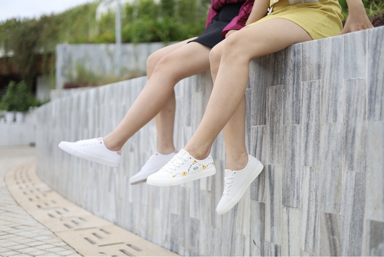 Gi&amp;agrave;y Zoe vừa năng động, trẻ trung v&amp;agrave; nhẹ nh&amp;agrave;ng &amp;ecirc;m &amp;aacute;i.