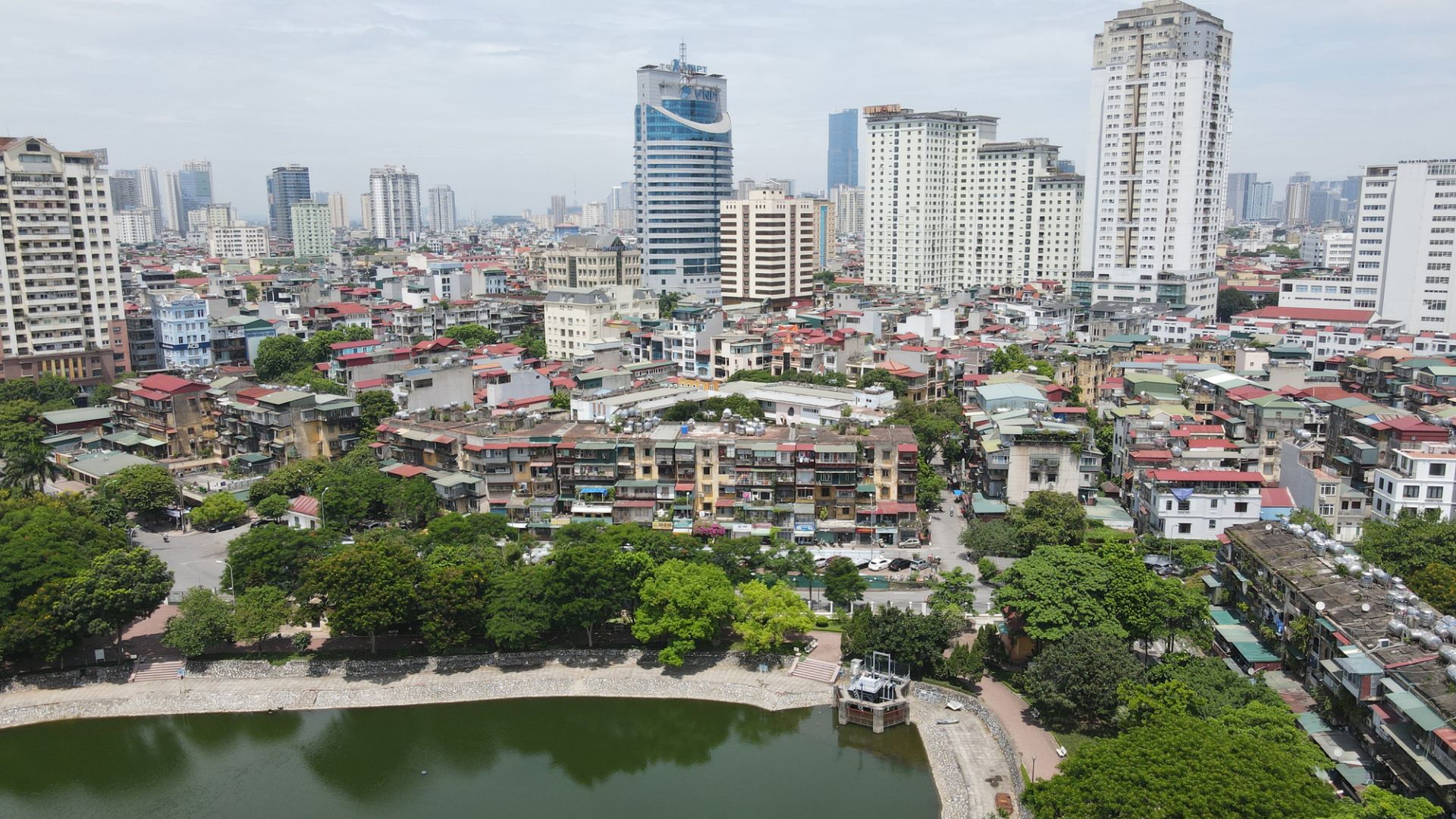 Ph&amp;ecirc; duyệt Kế hoạch ph&amp;aacute;t triển nh&amp;agrave; ở th&amp;agrave;nh phố H&amp;agrave; Nội năm 2023