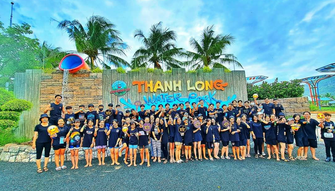 Giải nhiệt m&amp;ugrave;a h&amp;egrave; ở Thanh Long Water Park