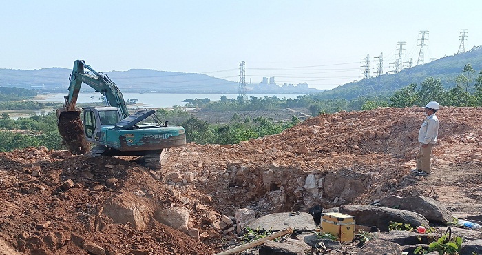 CPMB đang tiến h&amp;agrave;nh thi c&amp;ocirc;ng đ&amp;agrave;o đ&amp;uacute;c m&amp;oacute;ng 5/12 vị tr&amp;iacute; m&amp;oacute;ng đ&amp;atilde; được b&amp;agrave;n giao mặt bằng.