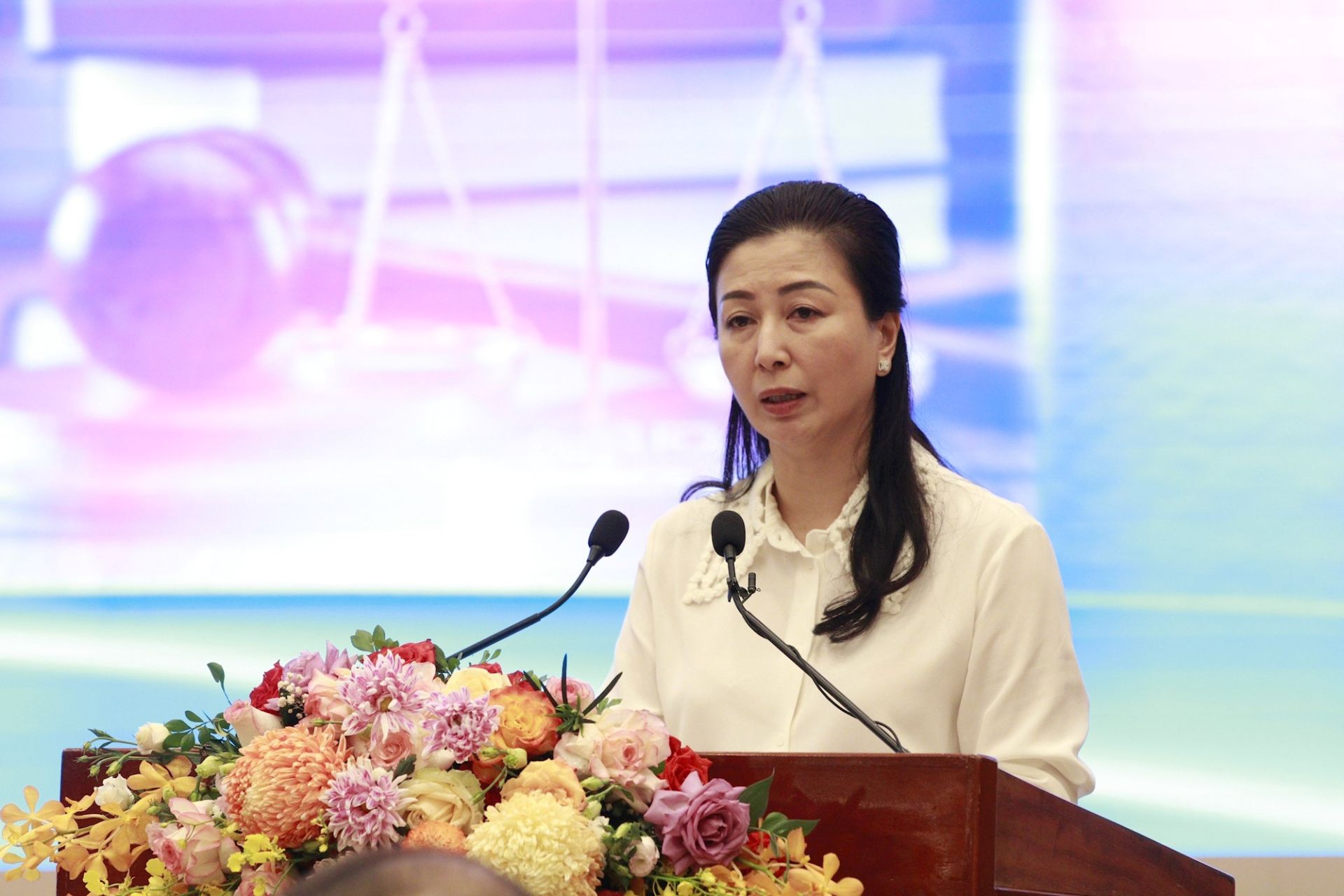 Ph&amp;oacute; B&amp;iacute; thư Thường trực Tỉnh ủy Bắc Giang L&amp;ecirc; Thị Thu Hồng