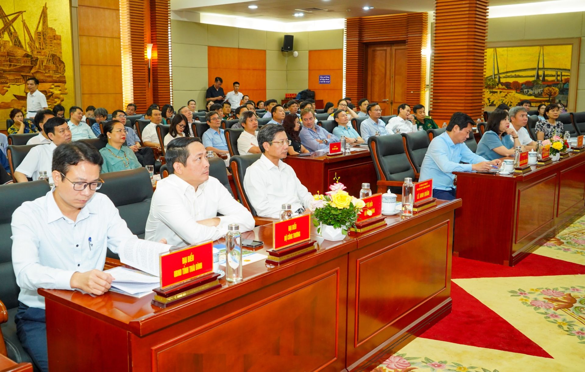 C&amp;aacute;c đại biểu tham dự hội nghị