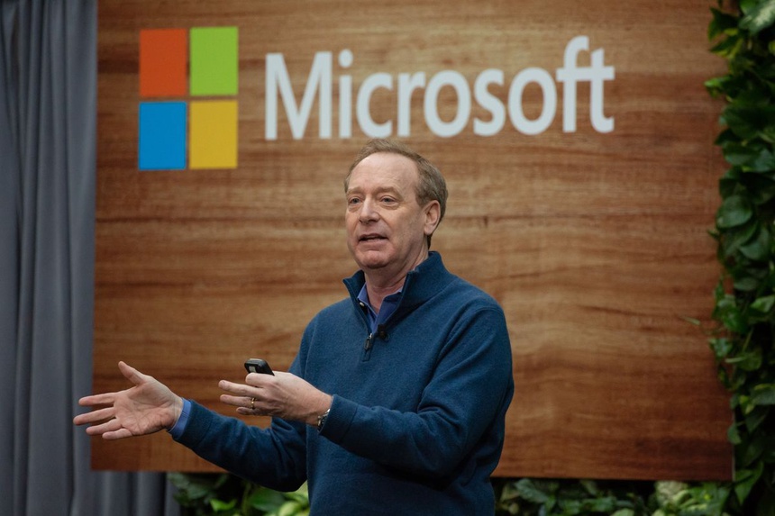 chủ tịch Microsoft Brad Smith