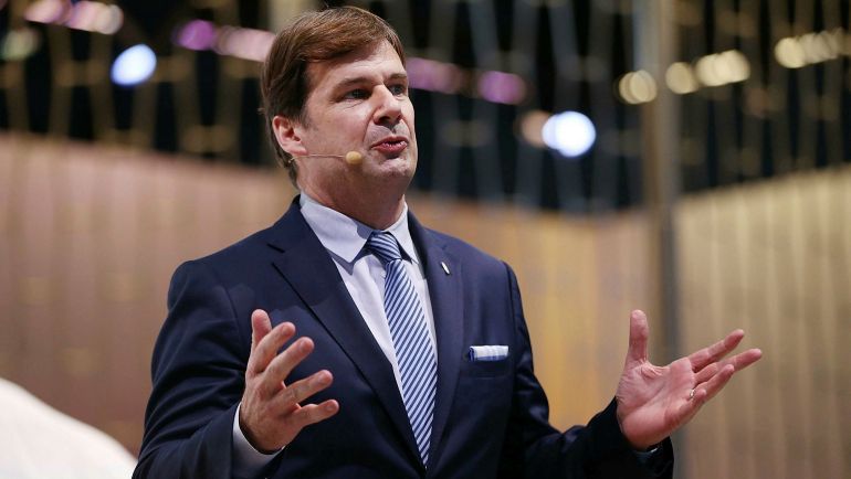 Gi&amp;aacute;m đốc điều h&amp;agrave;nh Ford, Jim Farley