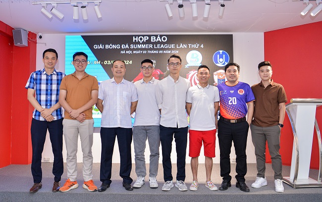 L&amp;atilde;nh đạo c&amp;aacute;c đội b&amp;oacute;ng tham dự giải đấu