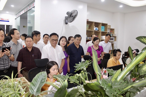 Đo&amp;agrave;n Hiệp hội Doanh nghiệp tỉnh Thanh Ho&amp;aacute; đến thăm v&amp;agrave; l&amp;agrave;m việc tại C&amp;ocirc;ng ty TNHH Minh Lộ