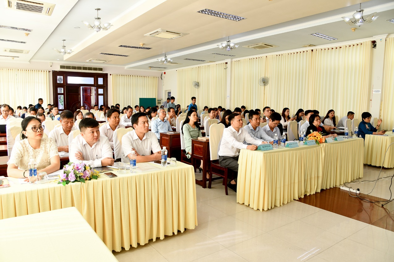 Đại biểu tham dự Hội thảo