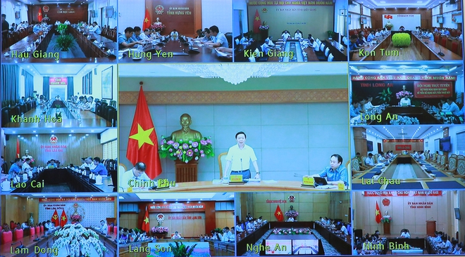C&amp;aacute;c &amp;yacute; kiến tại cuộc họp tập trung thảo luận, thống nhất phương &amp;aacute;n với những nội dung c&amp;ograve;n &amp;yacute; kiến kh&amp;aacute;c nhau li&amp;ecirc;n quan đến tiền thu&amp;ecirc; đất, tiền sử dụng đất