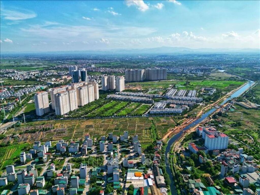 Theo đề xuất của Bộ T&amp;agrave;i nguy&amp;ecirc;n v&amp;agrave; M&amp;ocirc;i trường (TN&amp;amp;MT), Luật Đất đai 2024 sẽ c&amp;oacute; hiệu lực thi h&amp;agrave;nh từ ng&amp;agrave;y 1/7/2024 thay v&amp;igrave; ng&amp;agrave;y 1/1/2025 như đ&amp;atilde; quy định trong Luật Đất đai