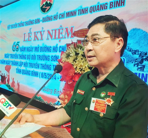 Cựu chiến binh Nguyễn C&amp;ocirc;ng Trung, Chủ tịch CLB Tr&amp;aacute;i tim người l&amp;iacute;nh miền T&amp;acirc;y ph&amp;aacute;t biểu cảm tưởng tại Lễ kỷ niệm.